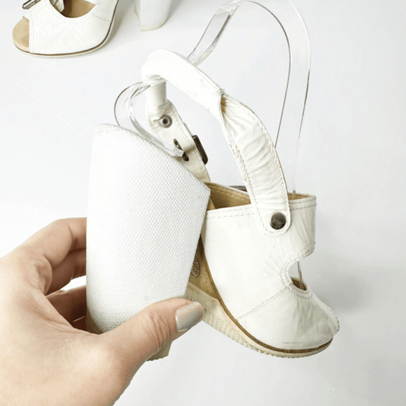 Dries Van Noten Buckle block heel Sandals white cream patent leather womens 37.5 - Picture 8 of 11